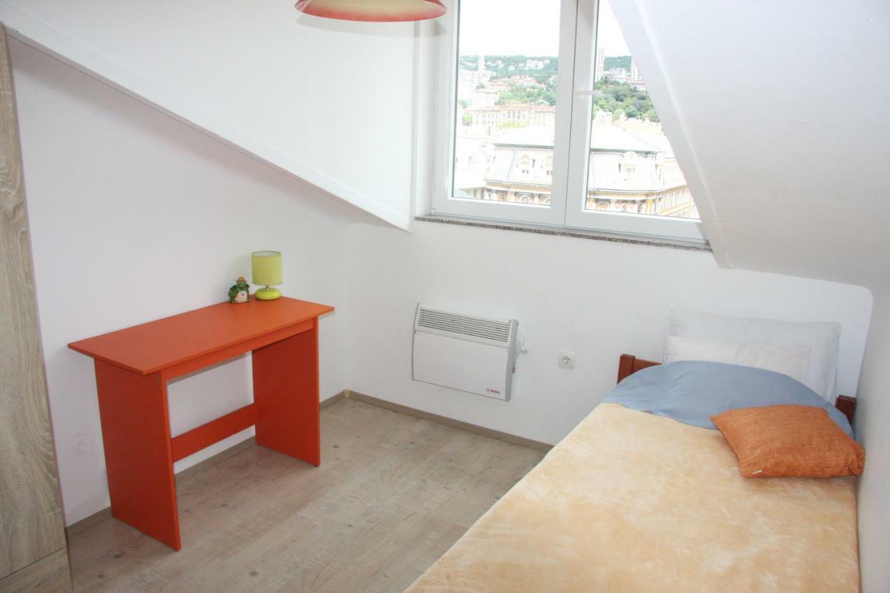 Apartment In City Center リエカ エクステリア 写真
